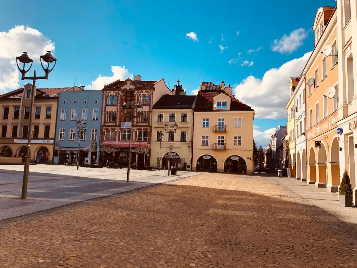 Pobuudka V Plebanska Z Widokiem Na Rynek Apartman Gliwice Kültér fotó