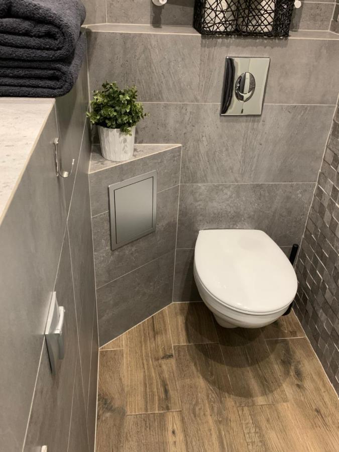 Pobuudka V Plebanska Z Widokiem Na Rynek Apartman Gliwice Kültér fotó
